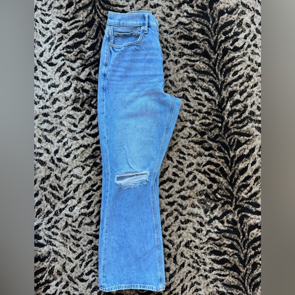 EUC American Eagle Ripped Highest Waist ‘90s Flare Jean in True Rinse Size 6 - Picture 7 of 11